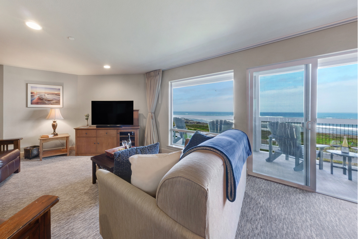Grand Pacific Suite